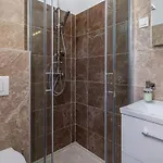 4 Bedroom Gorgeous In Pićan