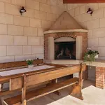 4 Bedroom Gorgeous In Σπίτι διακοπών Pićan